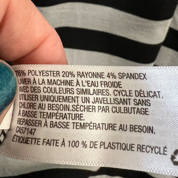 Striped Liz Lange for Target Maternity Dress - Picture 9 of 10